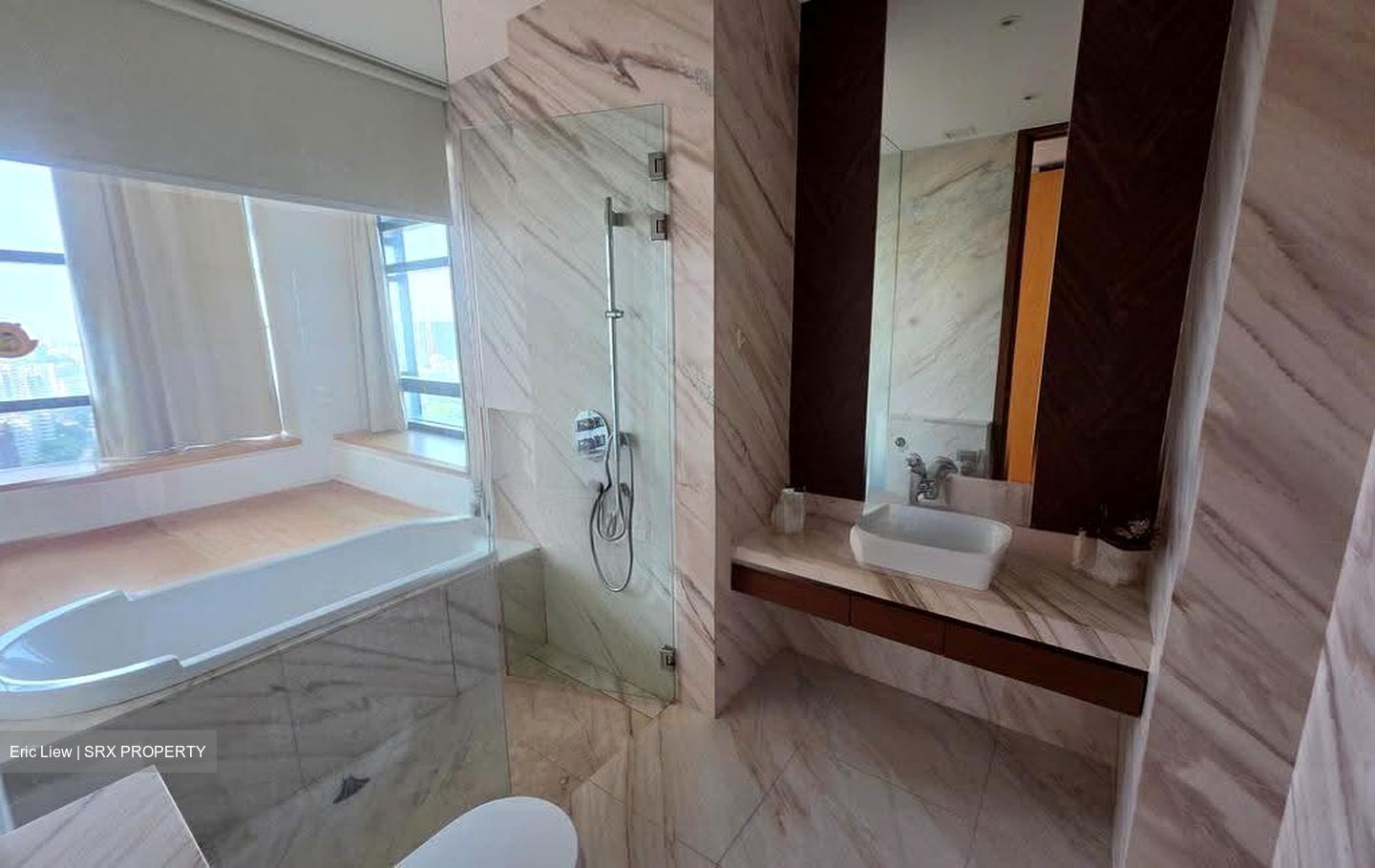 Nouvel 18 (D10), Condominium #629330891